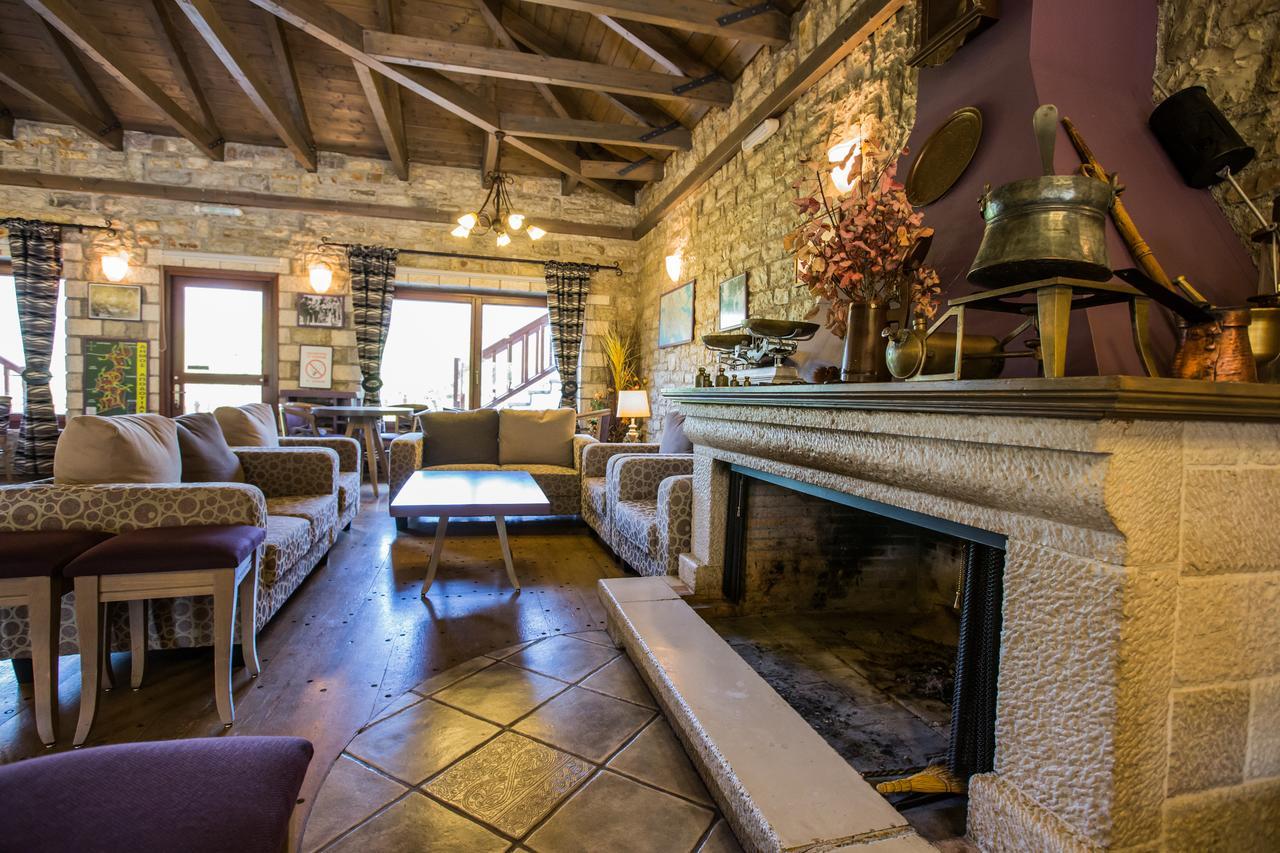 Village Inn Ano Chora Ngoại thất bức ảnh